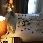 Hotel The