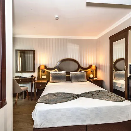 The Hotel 4*