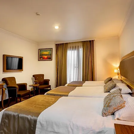 The Hotel 4*