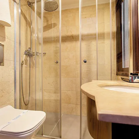 Hotel The