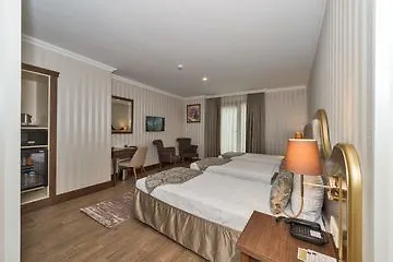 The Hotell 4*
